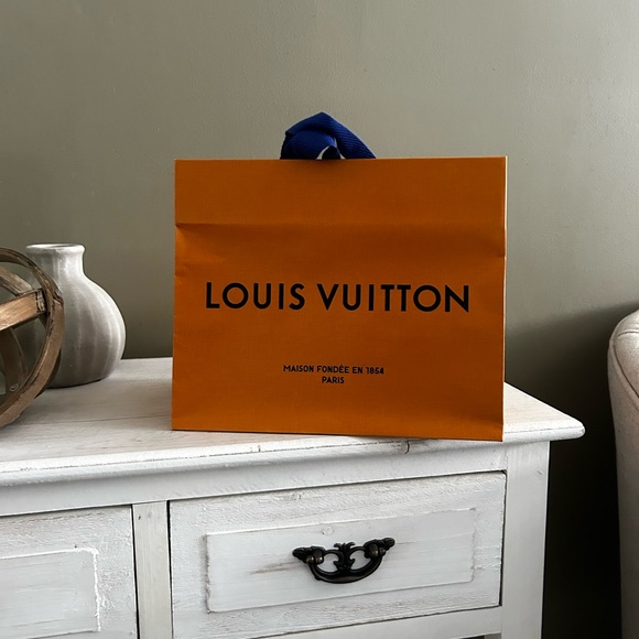 Louis Vuitton Paper Bags Bundle - Picture 3 of 3
